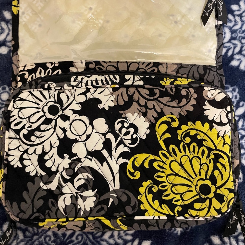 GREAT CONDITION Vera Bradley Hanging Travel / Toiletry Organizer in Baroque - Picture 7 of 13